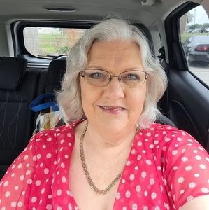 Meet your Posher, Rhonda